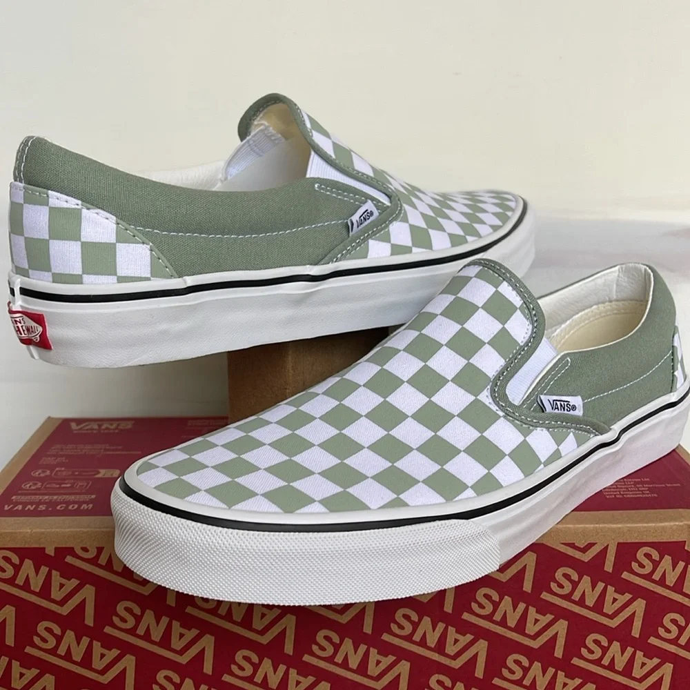 Vans Men’s Classic Slip-On
Color Theory Checkerboard
VN0DDBVZCJL
Sneakers - Picture 9 of 16